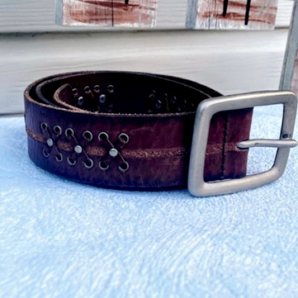 Fossil Solid Brass Buckle Leather Embellished Belt - image 3